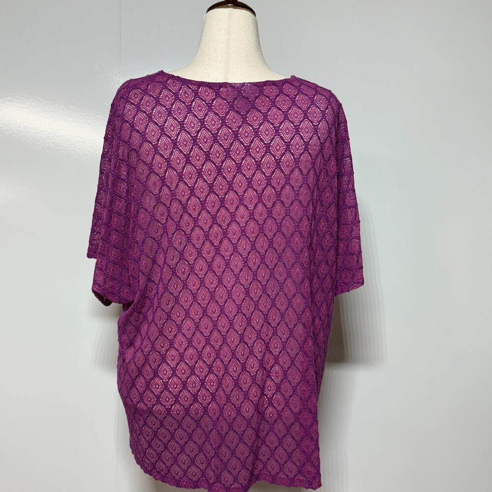 Catherines Top Womens‎ 2X- 22-24 Purple Crochet Lace Overlay Semi Sheer Career - Picture 3 of 8